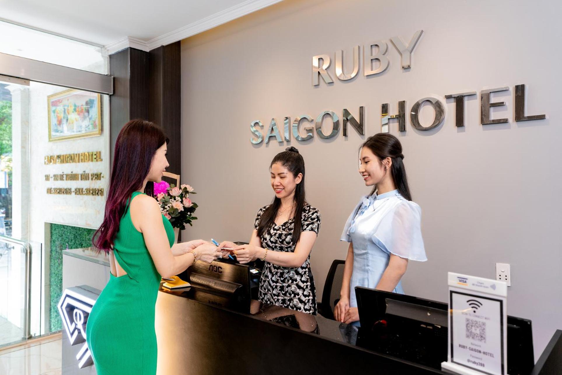 Ruby Saigon Hotel - Le Thanh Ton مدينة هوشي منه المظهر الخارجي الصورة